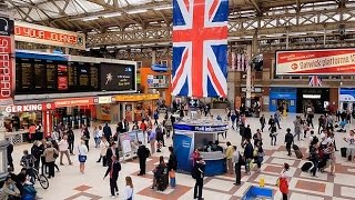 A Walk Through The London Victoria Station London England [upl. by Kingdon]